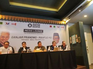 Relawan Dikeroyok Oknum, TPN Ganjar Masih Yakin TNI Netral Relawan Dikeroyok Oknum, TPN Ganjar Masih Yakin TNI Netral