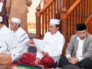 Sambut Tahun Baru, Fadel Muhammad Ikut Zikir Akbar Bareng Warga Gorontalo