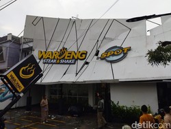 Rumah Makan di Kota Malang Roboh Diterjang Angin Kencang