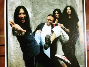 Kisah Kasih Boomerang, dari Lost Angels hingga Muncul Embel-embel Reload Kisah Kasih Boomerang, dari Lost Angels hingga Muncul Embel-embel Reload