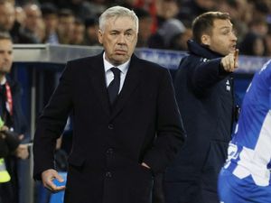 Madrid Batal Beli Bek Baru di Januari