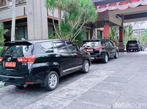 Berhemat, Pemkab Badung Anggarkan Rp 11,5 Miliar untuk Sewa Mobil Dinas Berhemat, Pemkab Badung Anggarkan Rp 11,5 Miliar untuk Sewa Mobil Dinas