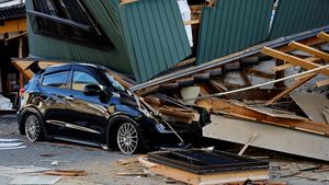 Deretan Mobil yang Jadi Korban Gempa di Jepang