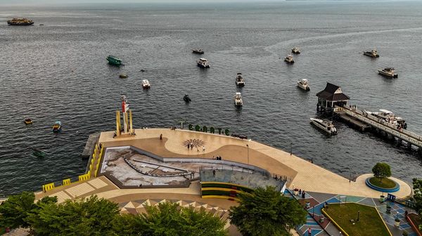 Foto Udara Wisata Pantai Landmark Ternate