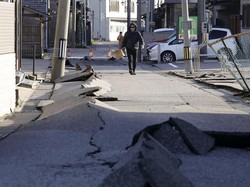 Jepang Cabut Peringatan Tsunami, Warga Diimbau Tetap Waspada