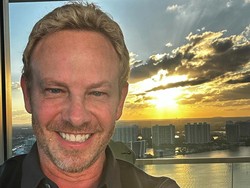 Aktor Ian Ziering Diserang Geng Motor di Malam Tahun Baru