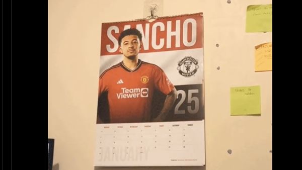 MU Awali Tahun dengan Blunder? Ada Jadon Sancho di Kalendernya