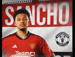 Kemunculan Jadon Sancho di kalender resmi MU ini menjadi pembicaraan karena pemain bersangkutan sudah tidak tampil sejak September usai bermasalah dengan Erik ten Hag. Foto: dok. Internet/X (Twitter)