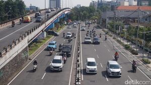 Jalanan Surabaya Kembali Ramai Usai Liburan Tahun Baru