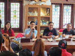 Kaesang Temui Relawan di Tangerang, Minta Gaungkan Prabowo-Gibran 1 Putaran