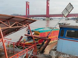Perusahaan Janji Ganti Rugi, Nakhoda-2 ABK Tongkang Tabrak Dermaga Tak Ditahan