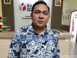 Dipolisikan TKD gegara Copot Spanduk Prabowo di Ikon Batam, Ini Kata Bawaslu