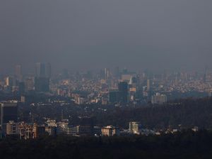Polusi Pekat Jadi Kado Pahit Tahun Baru di Meksiko