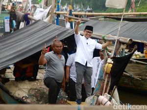 Potret Cak Imin Sambangi Permukiman Nelayan di Jakut Potret Cak Imin Sambangi Permukiman Nelayan di Jakut