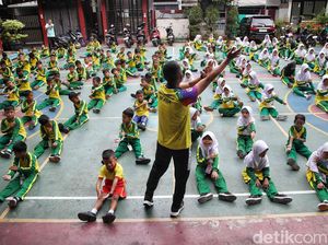 Libur Usai, Aktivitas Belajar Mengajar di Sekolah Kembali Dimulai Libur Usai, Aktivitas Belajar Mengajar di Sekolah Kembali Dimulai