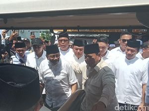 Tiga Janji Prabowo di Depan Puluhan Ribu Santri Bila Terpilih Jadi Presiden Tiga Janji Prabowo di Depan Puluhan Ribu Santri Bila Terpilih Jadi Presiden