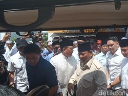 Kata Pengamat Unej soal Gelar Sahabat Santri Indonesia untuk Prabowo