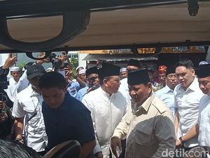 Kata Pengamat Unej soal Gelar Sahabat Santri Indonesia untuk Prabowo Kata Pengamat Unej soal Gelar Sahabat Santri Indonesia untuk Prabowo