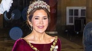 Foto Ratu Denmark Baru di Acara Tahun Baru, Setelah Ibu Mertua Turun Takhta