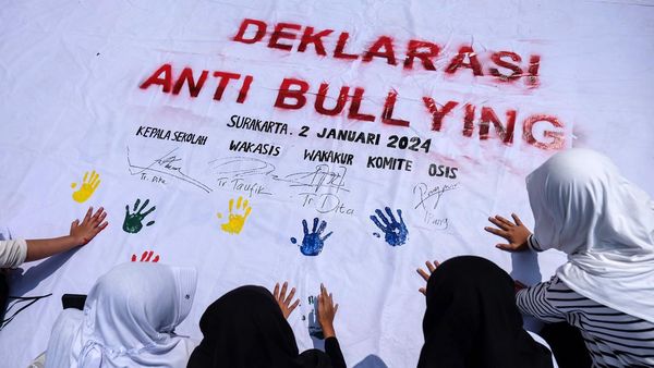 Siswa SMP di Solo Deklarasi Anti Bullying