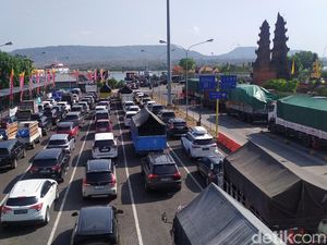 Pelabuhan Gilimanuk Padat Setelah Libur Tahun Baru, 9.006 Kendaraan Keluar Bali