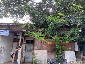 Ini Stasiun Salemba, Tempat Pengangkut Opium yang Jadi Permukiman Warga Ini Stasiun Salemba, Tempat Pengangkut Opium yang Jadi Permukiman Warga