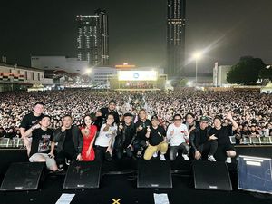 Kaget Disomasi, Stinky Tegaskan Tak Ada Masalah dengan Eks Personel Kaget Disomasi, Stinky Tegaskan Tak Ada Masalah dengan Eks Personel