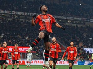 Milan Hajar Cagliari, Pioli Puji Anak-anak Muda Rossoneri Milan Hajar Cagliari, Pioli Puji Anak-anak Muda Rossoneri