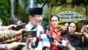 Deretan Pejabat Hadir di Rumah Duka Rizal Ramli, Ada Sandiaga hingga JK