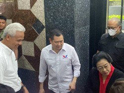 Kala Megawati Tanya Pancasila ke Anak Kecil saat Hadiri Rapat TPN Ganjar