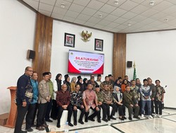 Pimpinan MPR Ahmad Muzani Bertemu WNI di Saudi, Bicara Pesan Persatuan