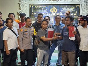 Ribut-ribut Warga Sumba vs Flores hingga Bakar 3 Motor Pecalang Berujung Damai Ribut-ribut Warga Sumba vs Flores hingga Bakar 3 Motor Pecalang Berujung Damai