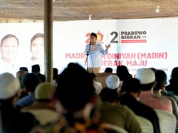 Usai Dinobatkan Jadi Sahabat Santri, Prabowo Dapat Dukungan dari Guru Madin
