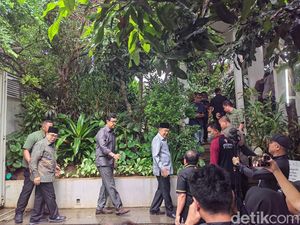 JK-Sofyan Djalil ke Rumah Duka Rizal Ramli, Kenang Sosok Rajawali Ngepret