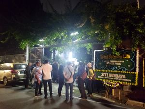 Adhie Massardi Sebut Rizal Ramli Hampir Sebulan Dirawat Sebelum Meninggal Adhie Massardi Sebut Rizal Ramli Hampir Sebulan Dirawat Sebelum Meninggal