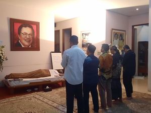 Kenangan Luhut hingga Sudirman Said akan Sosok Rizal Ramli Kenangan Luhut hingga Sudirman Said akan Sosok Rizal Ramli