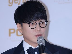 Sung Si Kyung Bakal 7 Kali Jadi MC Golden Disc Awards Sung Si Kyung Bakal 7 Kali Jadi MC Golden Disc Awards