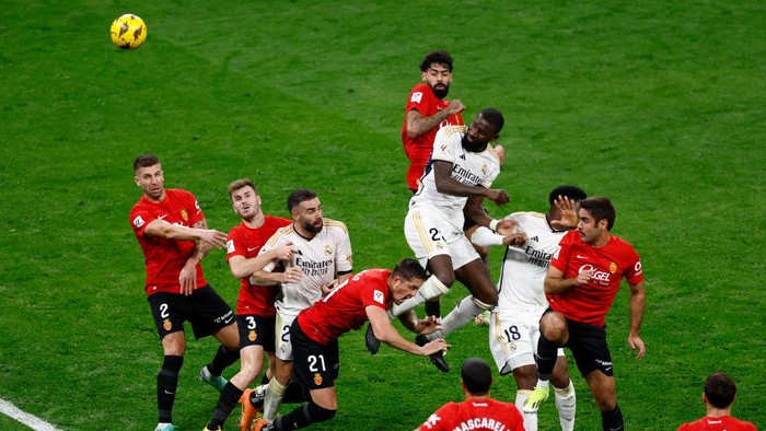 MADRID, SPAIN - JANUARY 03: Antonio Rüdiger, player of Real Madrid, in action during the LaLiga EA Sports match between Real Madrid CF and RCD Mallorca at Estadio Santiago Bernabeu on January 03, 2024 in Madrid, Spain. (Photo by Maria Jimenez - Real Madrid/Real Madrid via Getty Images)