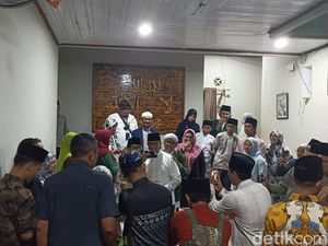 Anies Sowan ke Kiai Ponpes Miftahul Huda Tasik, Diberi Wejangan Ini Anies Sowan ke Kiai Ponpes Miftahul Huda Tasik, Diberi Wejangan Ini