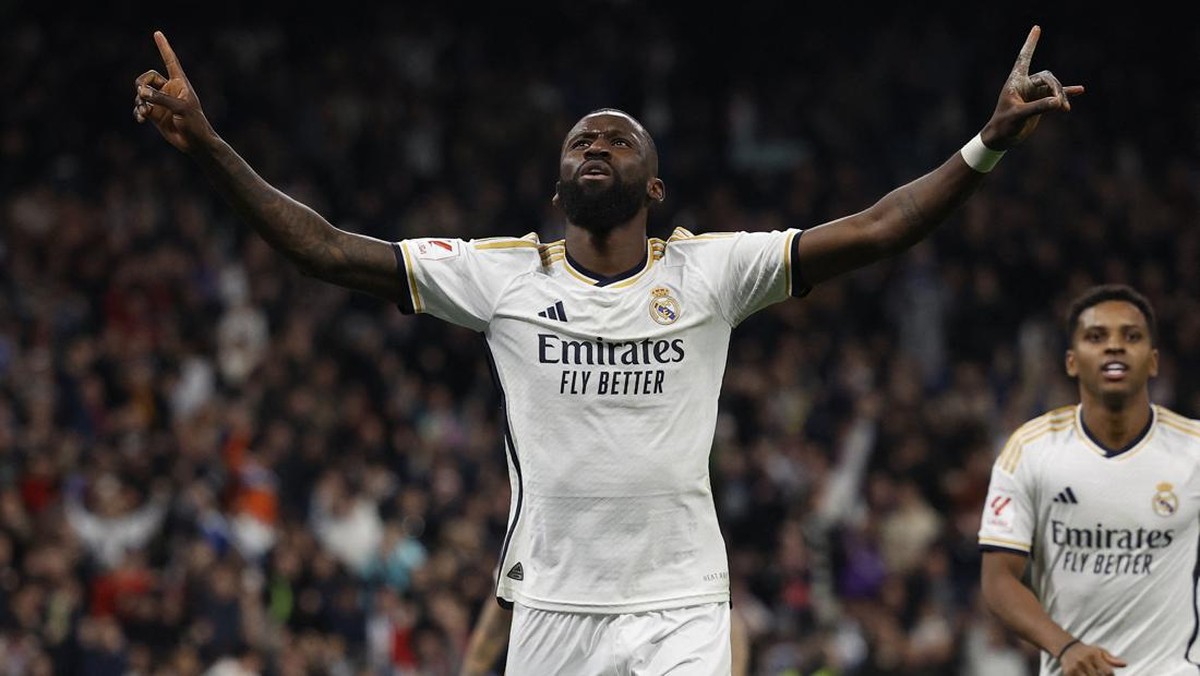 Antonio Ruediger sukses besar bersama Real Madrid musim ini. (Foto: REUTERS/JUAN MEDINA)