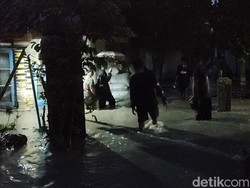 Air Sungai Cibodas Meluap, Ratusan Rumah di Cianjur Terendam