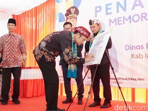 Lamongan Teken MoU Kesehatan Reproduksi demi Siapkan Generasi Emas 2045 Lamongan Teken MoU Kesehatan Reproduksi demi Siapkan Generasi Emas 2045