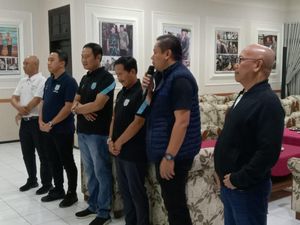 Jelang Hadapi Babak 12 Besar, Pesan CEO Persela: Menuju Liga 1 Jelang Hadapi Babak 12 Besar, Pesan CEO Persela: Menuju Liga 1
