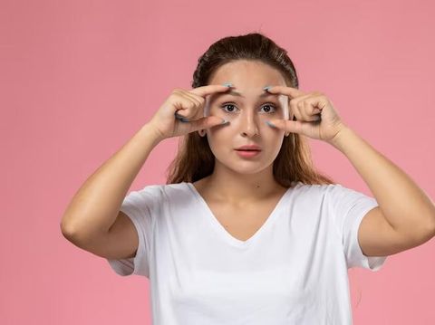 faktor-faktor penyebab mata panda/foto: freepik.com