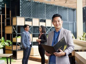 Fresh Grad Wajib Tahu! Ini 10 Pekerjaan dengan Gaji Tertinggi di Indonesia Fresh Grad Wajib Tahu! Ini 10 Pekerjaan dengan Gaji Tertinggi di Indonesia
