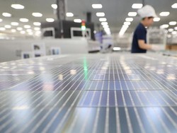 Wuih! Industri Tenaga Surya China Ungguli Uni Eropa-AS