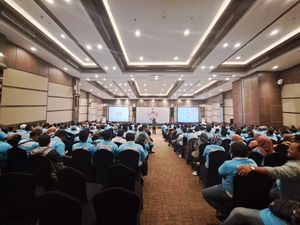 Respons Bawaslu soal Ratusan Kades di Gresik Log In Relawan Jawi Wetan Respons Bawaslu soal Ratusan Kades di Gresik Log In Relawan Jawi Wetan