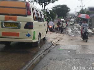 PUBMTR Sumsel Sebut Penyelidikan Tanah di Jalan Ambles Gandus Butuh Waktu Sebulan PUBMTR Sumsel Sebut Penyelidikan Tanah di Jalan Ambles Gandus Butuh Waktu Sebulan