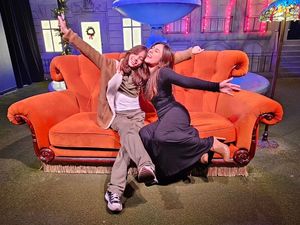 7 Foto London Putri Wulan Guritno, Usia 13 Tahun Sudah Rajin Pakai Skincare 7 Foto London Putri Wulan Guritno, Usia 13 Tahun Sudah Rajin Pakai Skincare