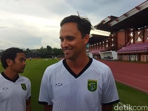 Paul Munster Siap Beri Segala Kemampuan untuk Bangkitkan Persebaya Paul Munster Siap Beri Segala Kemampuan untuk Bangkitkan Persebaya